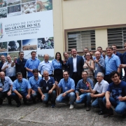 Governador Eduardo Leite e secretário Covatti Filho entregaram 108 carros para a Emater (22)