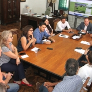  secretário Covatti Filho reuniu-se com comitiva de representantes da Feira Orgânica do Menino Deus.