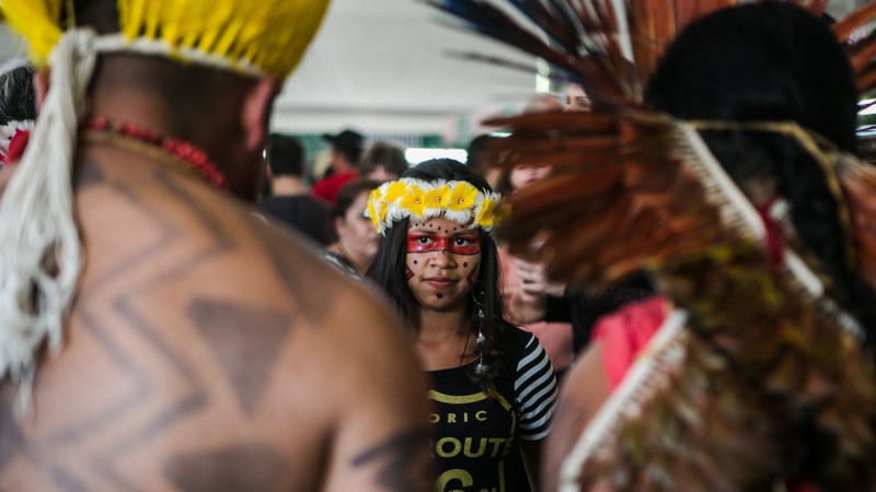 Dança multiétnica indígena
