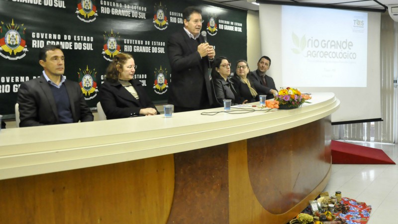 O secretário Minetto: "a questão da sustentabilidade deve ser uma preocupação desde o momento da produção até a chegada à mesa"