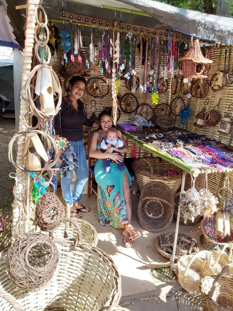 70 artesãos participaram da Expointer vendendo os mais diferentes artigos de artesanato