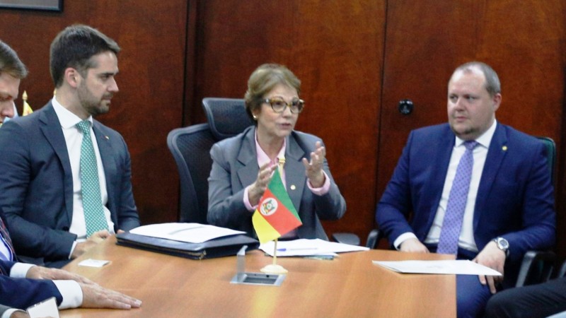 Secretário Covatti Filho manterá diálogo com governo federal para novos encaminhamentos