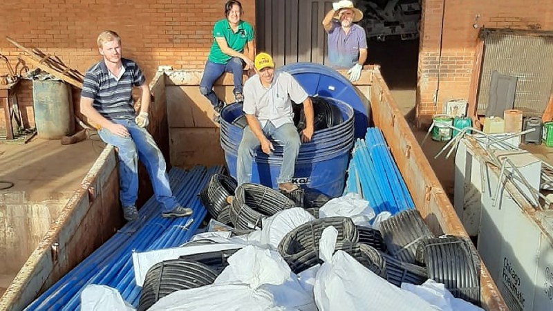 Preparação dos kits para envio às famílias envolveu servidores da Agricultura em força-tarefa