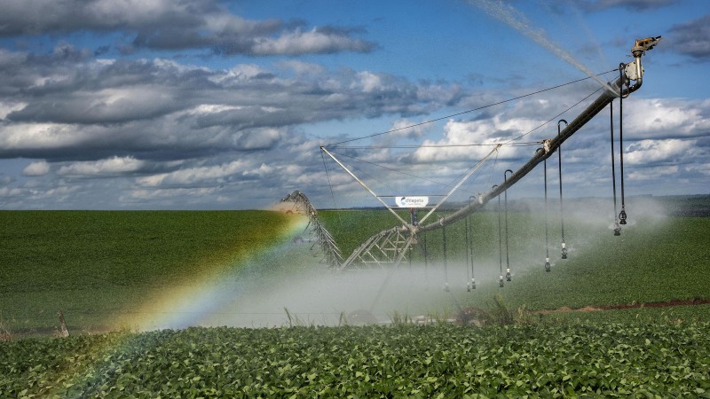 a expectativa é ampliar tanto a reservação de água como os projetos de irrigação, para que os agricultores tenham mais segurança em suas atividades. “Assim, estarão preparados para enfrentar as recorrentes estiagens no Estado