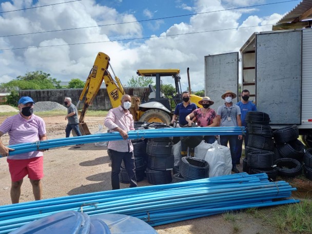 30 famílias de agricultores, índios e quilombolas receberam os kits de irrigação em Pelotas