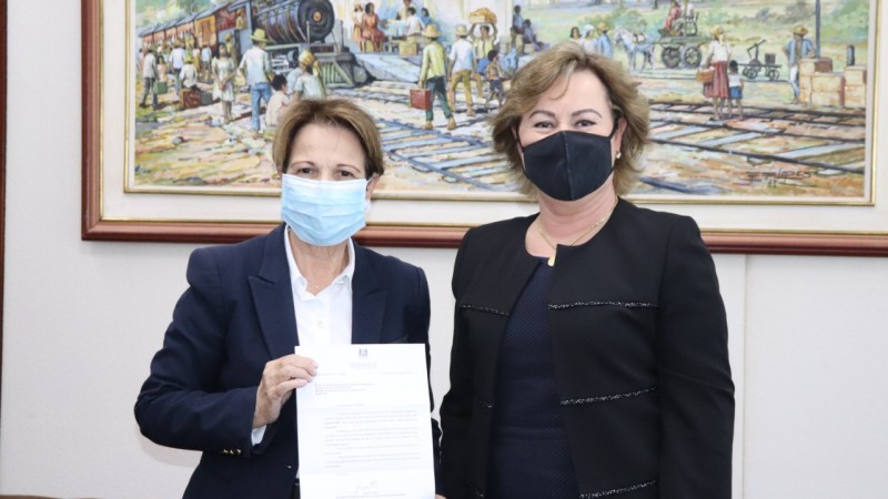 Ministra Tereza Cristina confirma que vai participar da maior feira agropecuária a céu aberto da América Latina