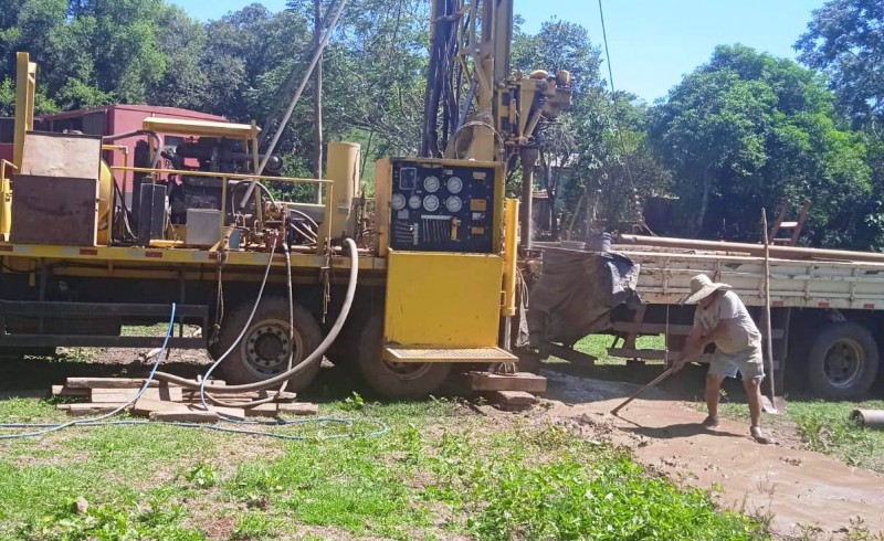 Maquinários e servidores da Seapdr mantêm trabalho permanente de perfuração de poços em diferentes regiões do Estado
