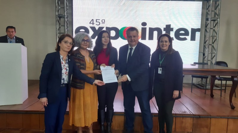 Entrega dos requerimentos ocorreu durante a Expointer