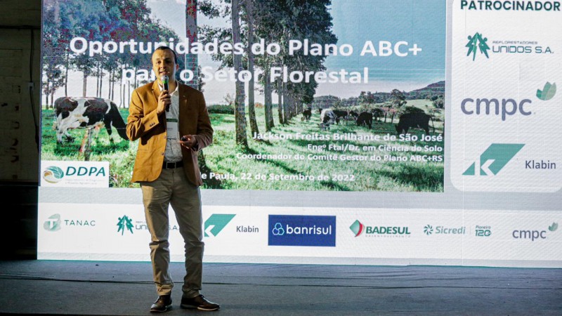 Jackson Brilhante destacou que pequeno produtor tem sido responsável por movimentar a economia florestal no RS