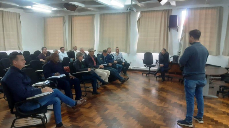 Reunião ocorreu nesta terça-feira (09/05)