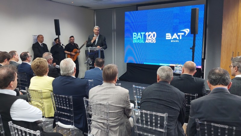 secretário Feltes nos 120 anos da BAT BRasil