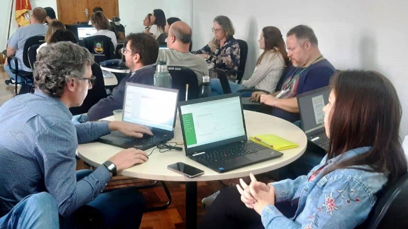 Com o aplicativo, servidores da Seapi simularam situações de controle de foco de aftosa no Estado