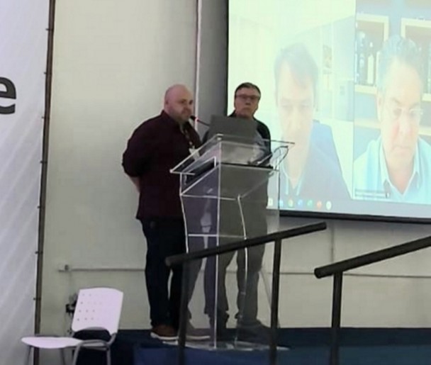 O presidente do Congresso, Vagner Brasil Costa, com o coordenador da Câmara Setorial, Paulo Lipp