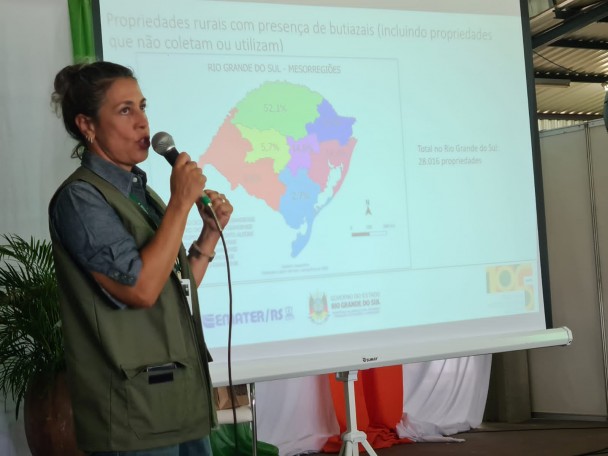 A pesquisadora Larissa Bueno Ambrosini