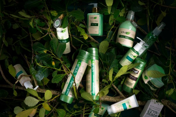 Produtos cosméticos à base de erva-mate