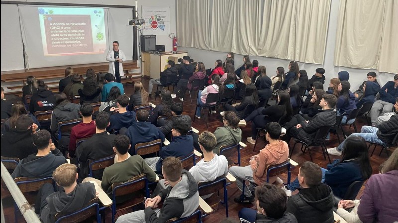 Cerca de 350 estudantes participaram das ações de Educação Sanitária da Seapi