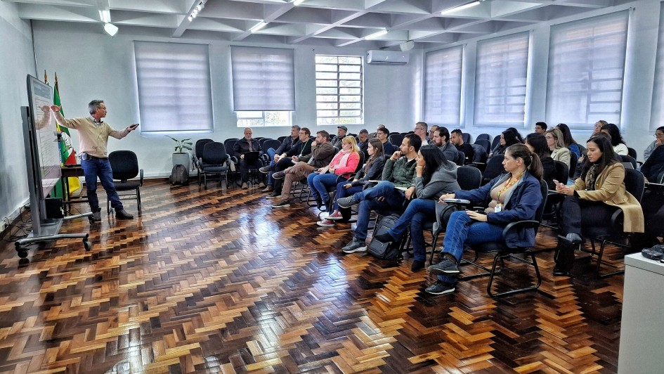 Evento contou com público de 60 participantes, entre fiscais da Seapi e técnicos da Fepam