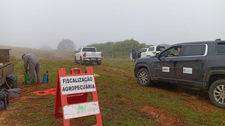 Defesa Sanitária Animal do Estado faz desinfecção de propriedades na Gira Técnica do Brangus