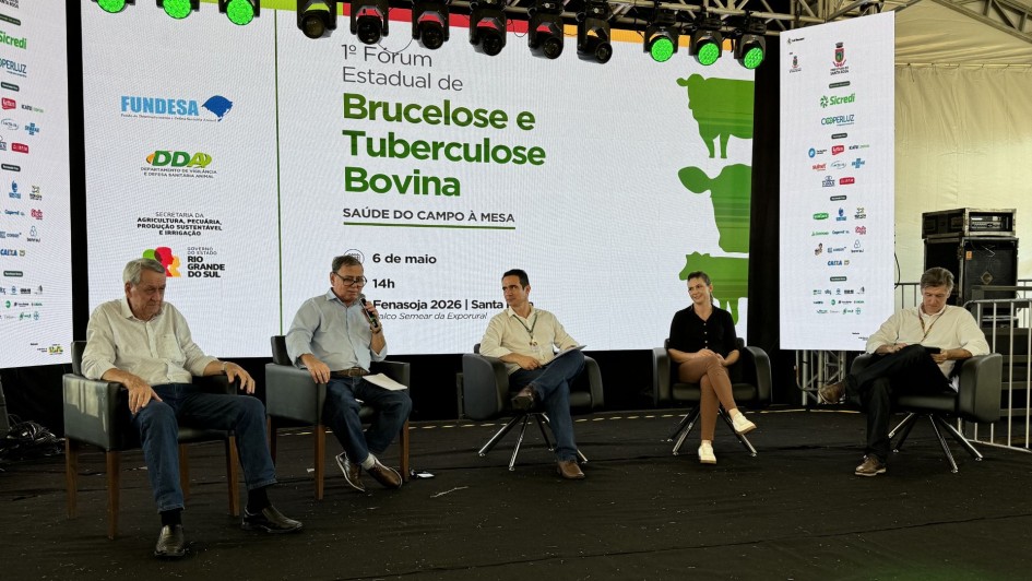 F&oacute;rum foi realizado no Palco Semear da Fenasoja, em Santa Rosa