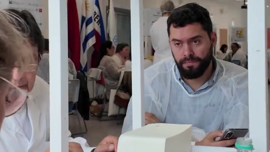 Danilo tamb&eacute;m foi jurado no concurso de queijos